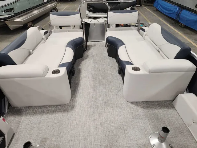 Slide: The Image of Avalon 2385 25 LSZ QLS 2026 - 7