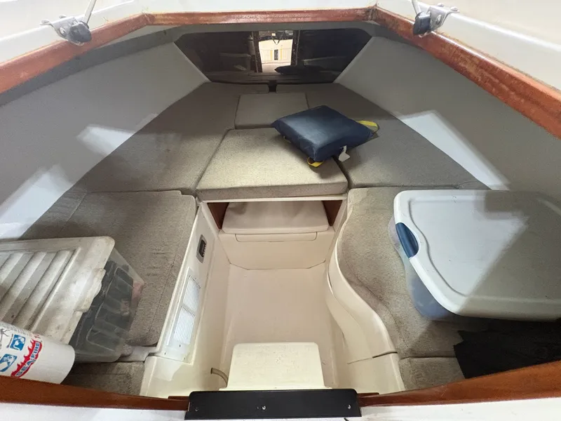 Slide: The Image of Intrepid Cuddy Center Console 2002 - 31