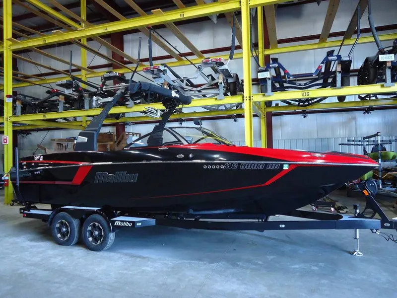Slide: The Image of Malibu Boats 24 MXZ 2017 - 1
