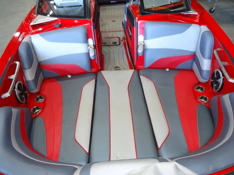 Slide: The Image of Malibu Boats 24 MXZ 2017 - 2