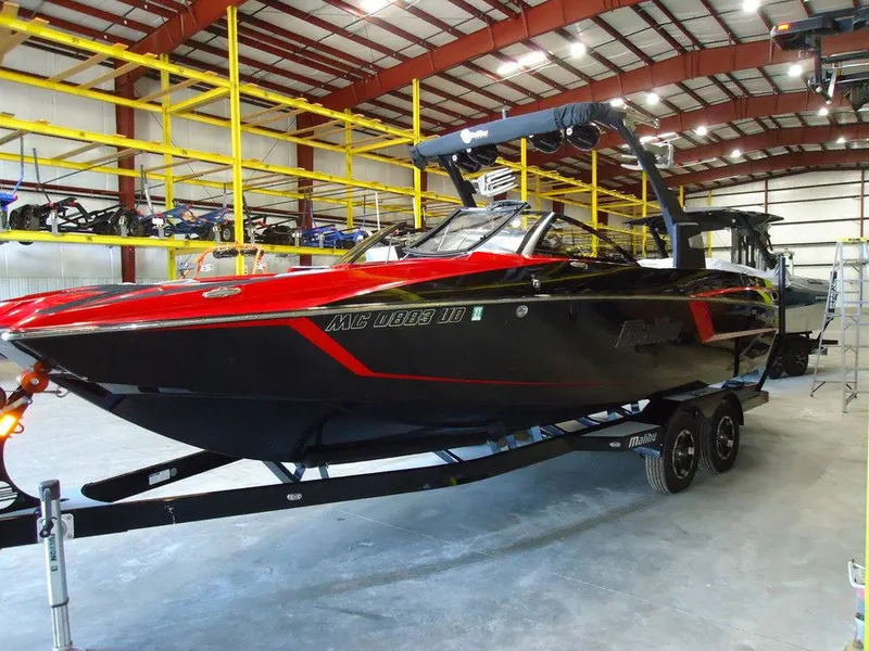 The Image of Malibu Boats 24 MXZ 2017 - 0