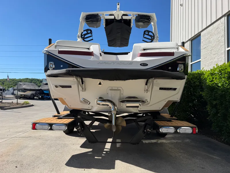 Slide: The Image of Nautique G21 2026 - 5