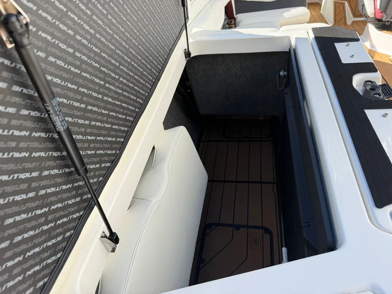 Slide: The Image of Nautique G21 2026 - 9