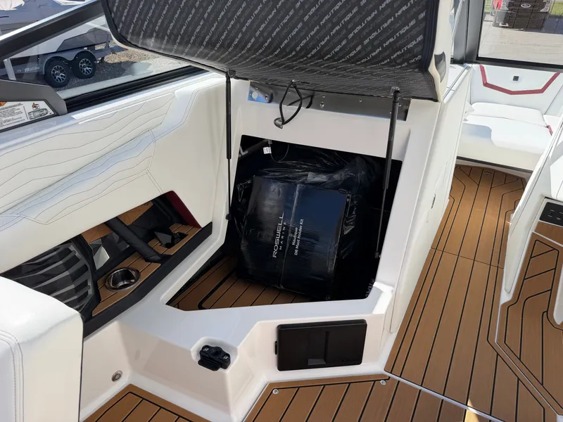 Slide: The Image of Nautique G21 2026 - 12