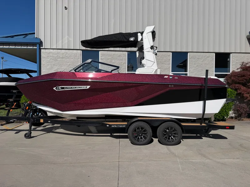 The Image of Nautique G21 2026 - undefined