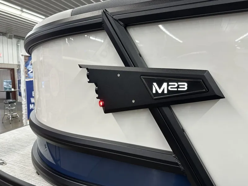Slide: The Image of Alera Marine 23L 2026 - 3