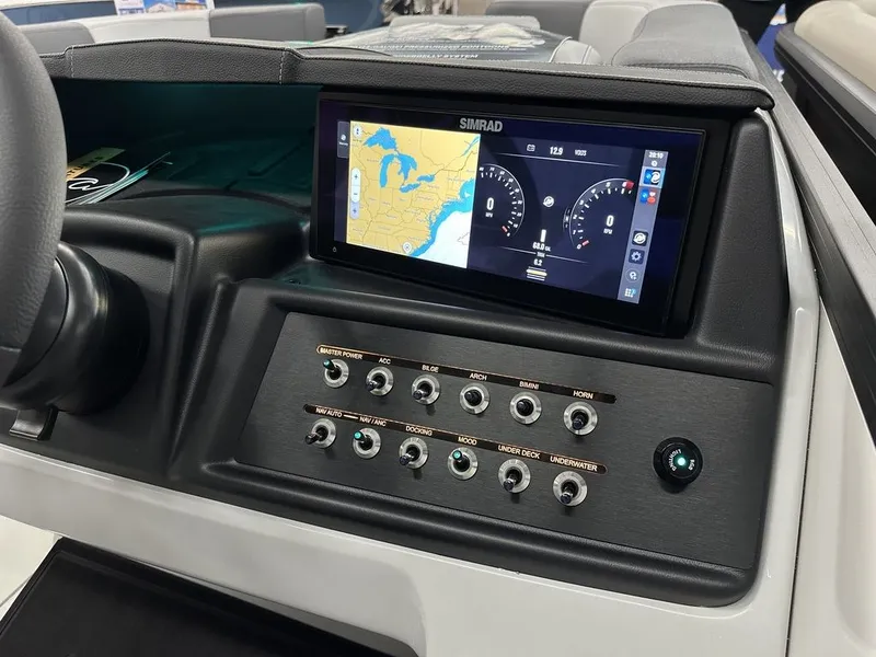 Slide: The Image of Alera Marine 23L 2026 - 29