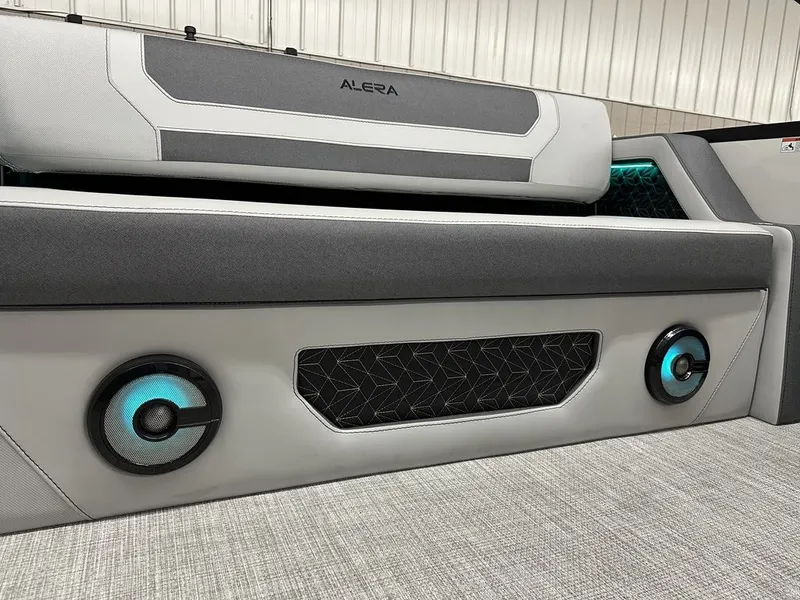 Slide: The Image of Alera Marine 23L 2026 - 36