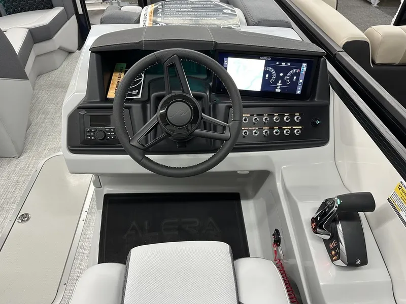 Slide: The Image of Alera Marine 23L 2026 - 30