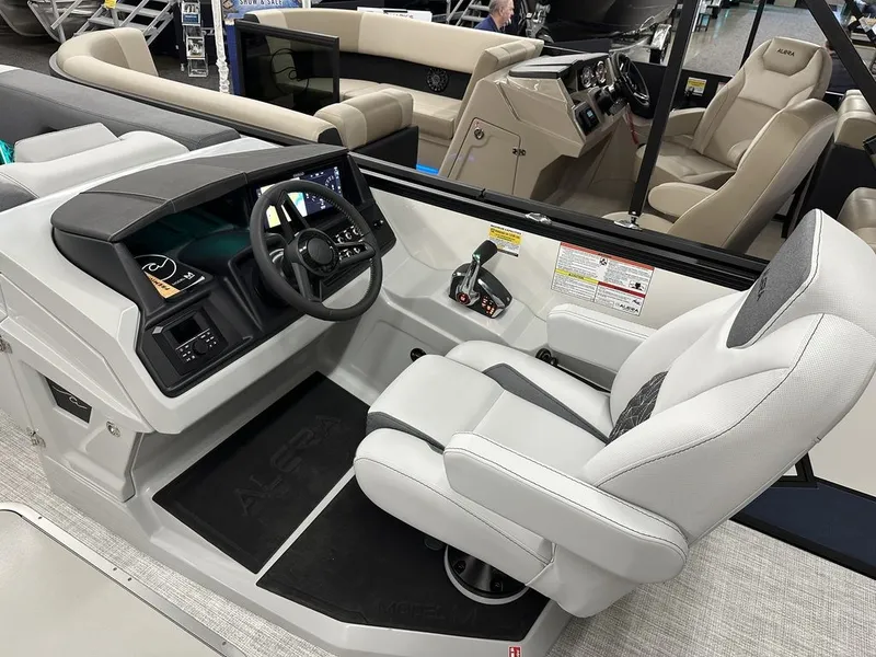 Slide: The Image of Alera Marine 23L 2026 - 9
