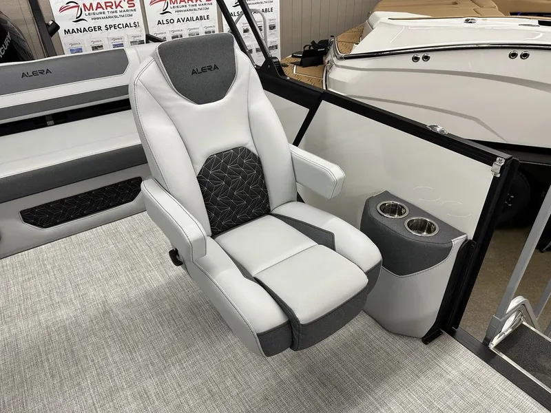 Slide: The Image of Alera Marine 23L 2026 - 21