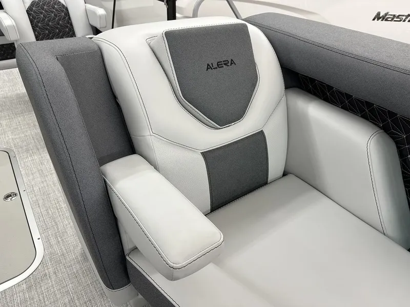 Slide: The Image of Alera Marine 23L 2026 - 24