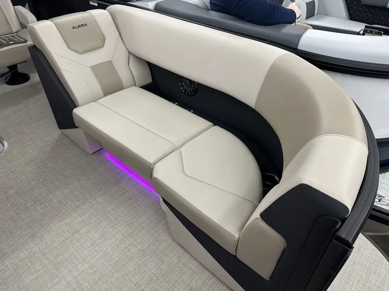 Slide: The Image of Alera Marine A22Q 2026 - 10