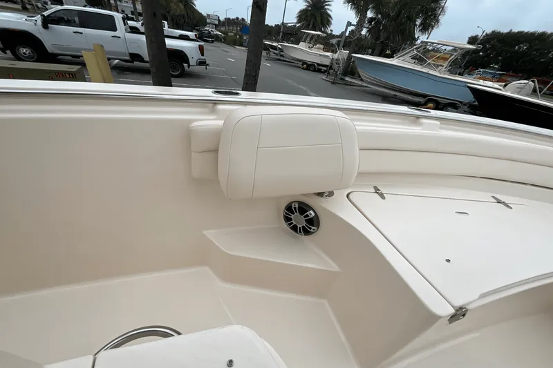 Slide: The Image of Grady-White Fisherman 236 2025 - 11