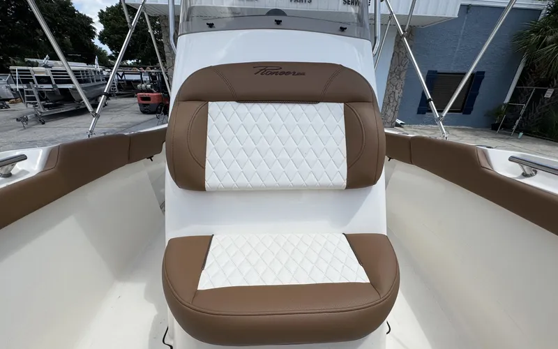 Slide: The Image of Pioneer 202 Islander 2025 - 19