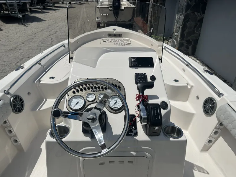 Slide: The Image of Carolina SEA CHASER 21 LX 2026 - 3