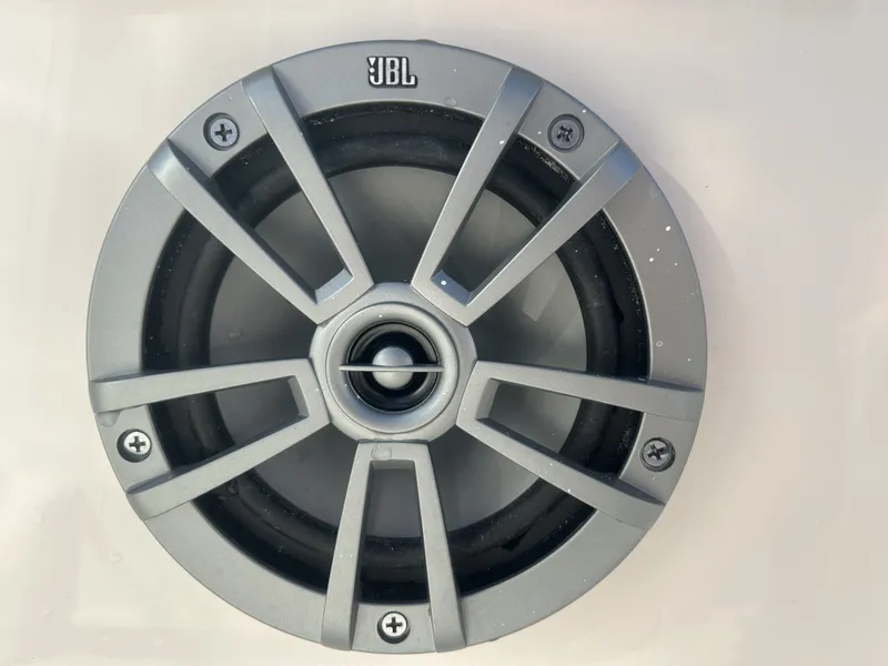 Slide: The Image of Carolina 23LX SEA CHASER 2026 - 14