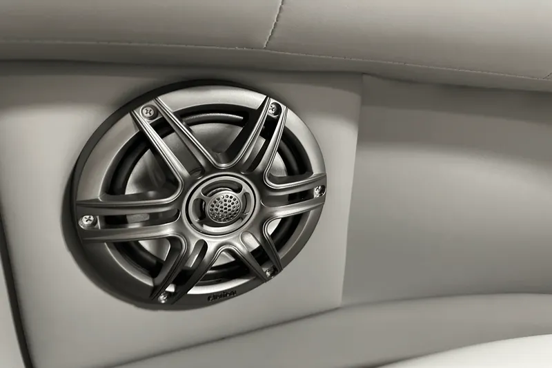 Slide: The Image of Premier 220 Sunscape 2025 - 19