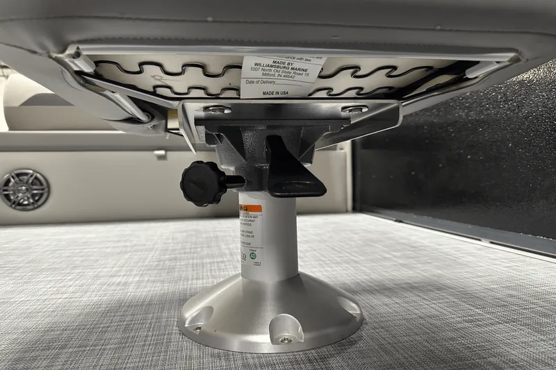 Slide: The Image of Premier 220 Sunscape 2025 - 39