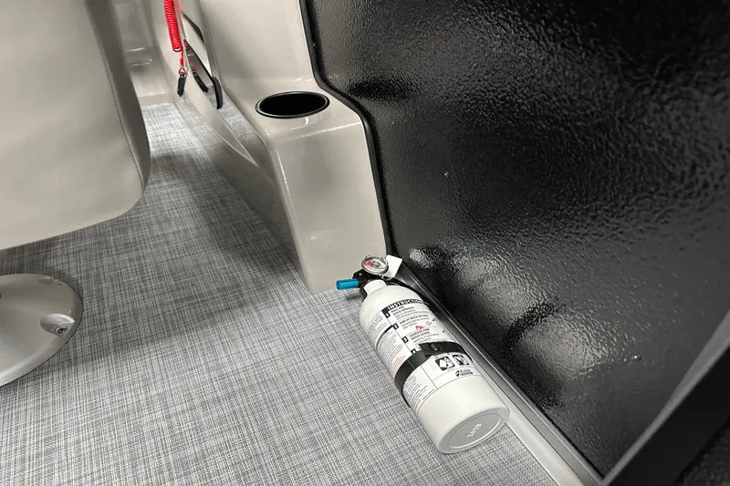 Slide: The Image of Premier 220 Sunscape 2025 - 50