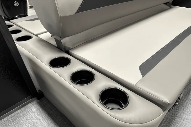 Slide: The Image of Premier 220 Sunscape 2025 - 57