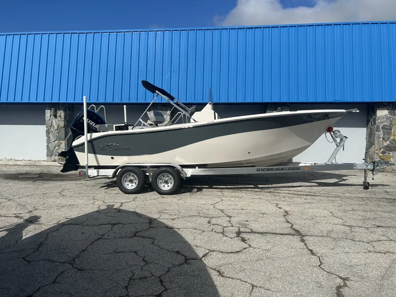 Slide: The Image of Carolina SEA CHASER 22 HFC 2026 - 7