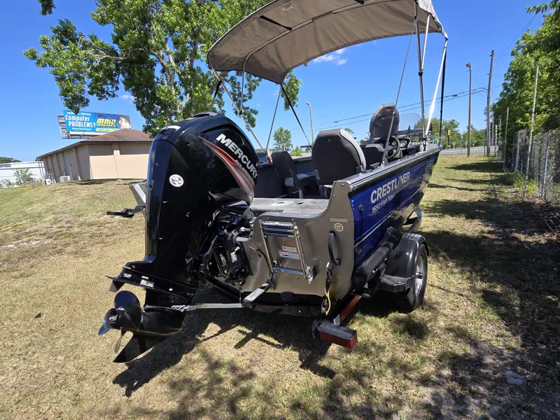Slide: The Image of Crestliner 1650 FISH HAWK 2016 - 12