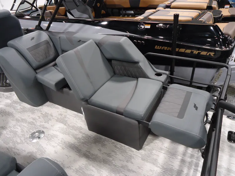 Slide: The Image of Starcraft Marine SLS-3 R 2027 - 5
