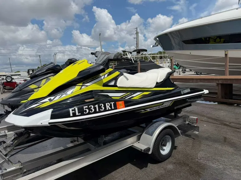 The Image of Yamaha VX Deluxe 2019 - 0