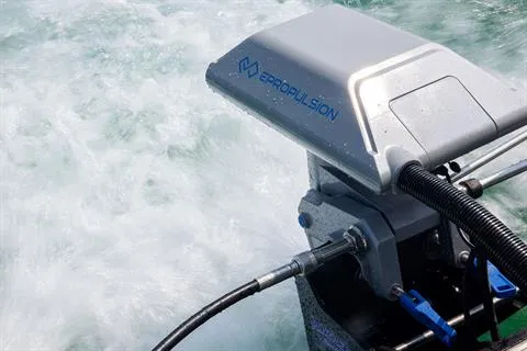 Slide: The Image of Crest Current 200 L 2026 - 13