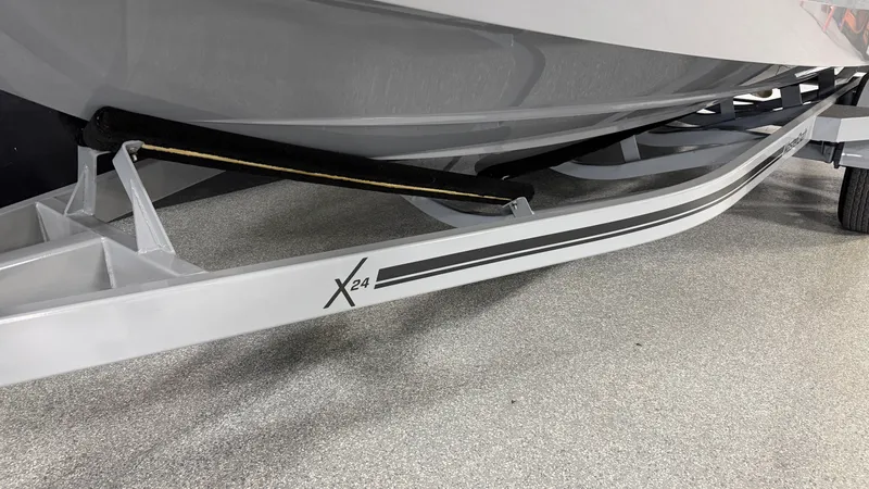 Slide: The Image of Mastercraft X24 2025 - 110
