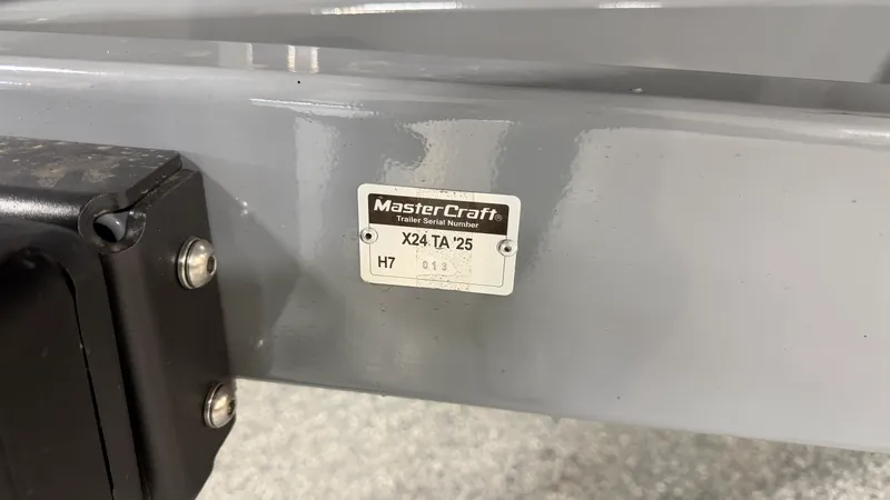 Slide: The Image of Mastercraft X24 2025 - 116