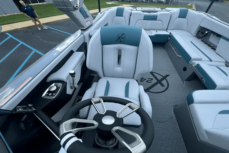 Slide: The Image of Mastercraft X24 2025 - 22