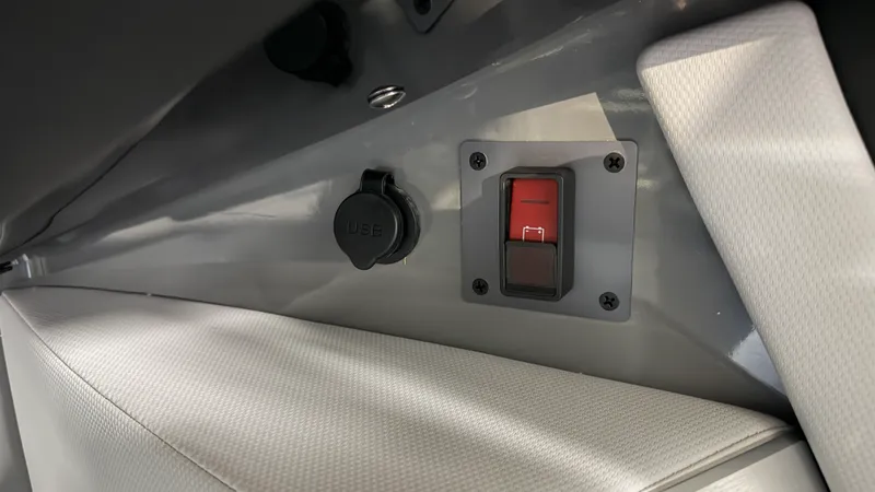 Slide: The Image of Mastercraft X24 2025 - 80