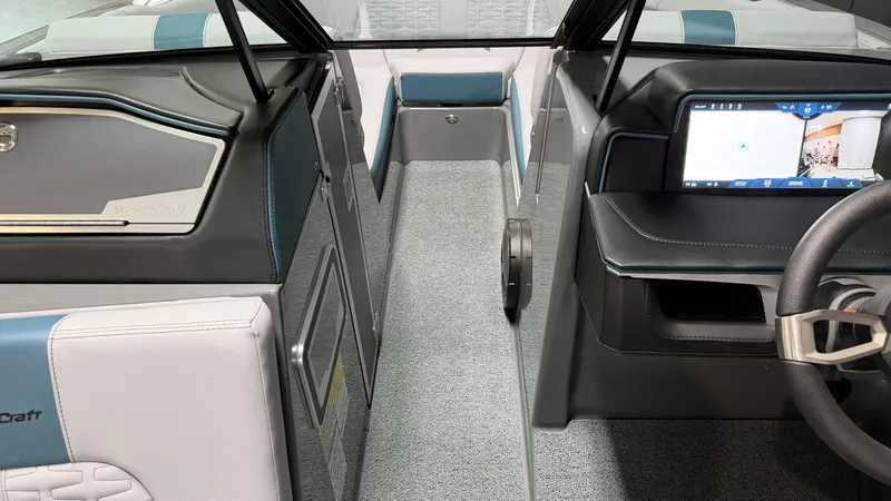 Slide: The Image of Mastercraft X24 2025 - 83