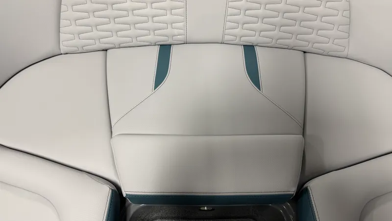 Slide: The Image of Mastercraft X24 2025 - 93