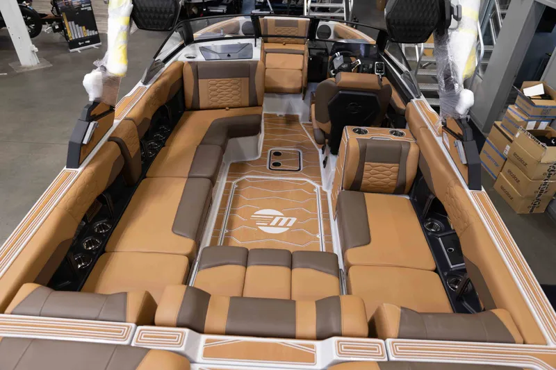 Slide: The Image of Malibu 24 MXZ 2026 - 13