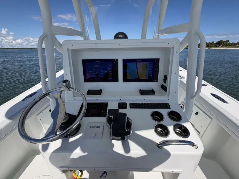 Slide: The Image of Yellowfin 32 Offshore 2010 - 31