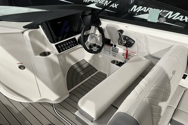 Slide: The Image of Sea Ray SDX 270 Surf 2025 - 18