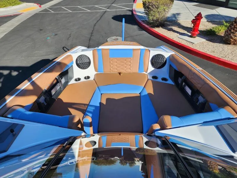Slide: The Image of Malibu 24 MXZ 2026 - 33