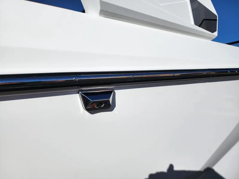Slide: The Image of Malibu 24 MXZ 2026 - 11