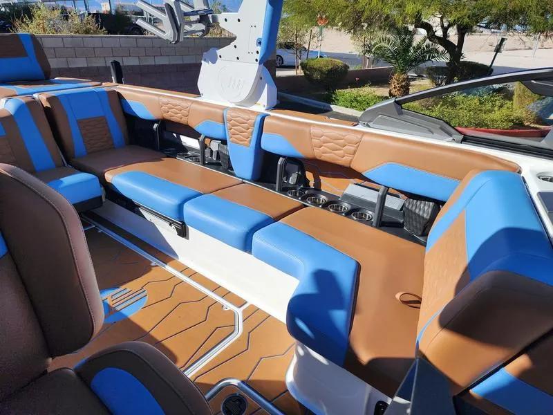 Slide: The Image of Malibu 24 MXZ 2026 - 36