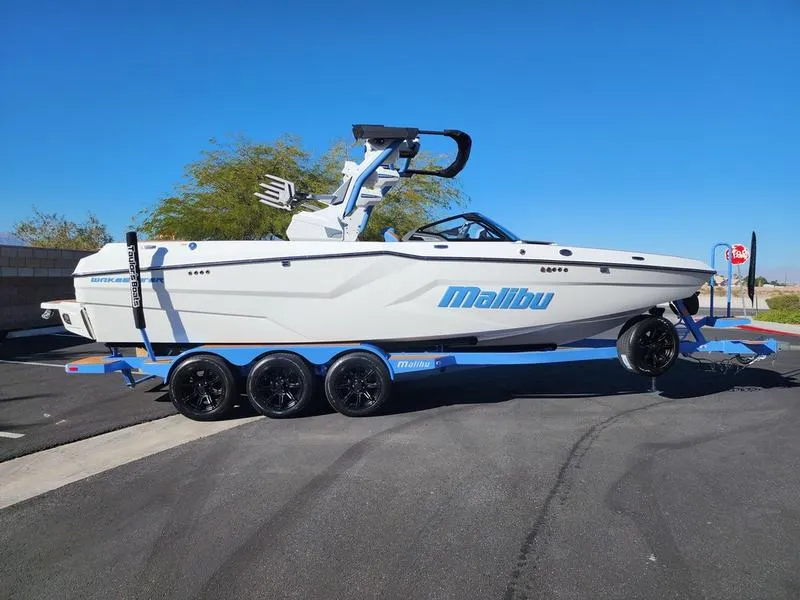 The Image of Malibu 24 MXZ 2026 - 0