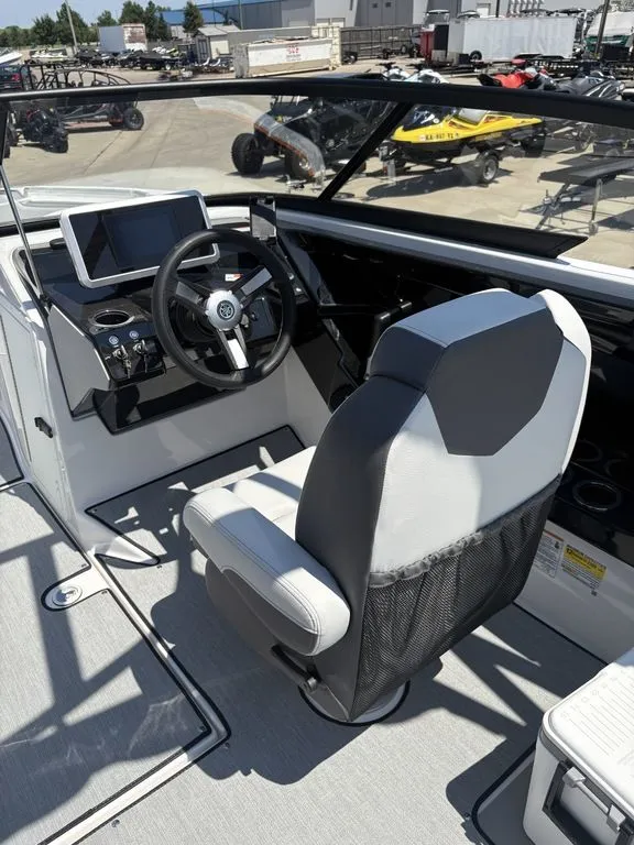 Slide: The Image of Yamaha AR250 2026 - 13