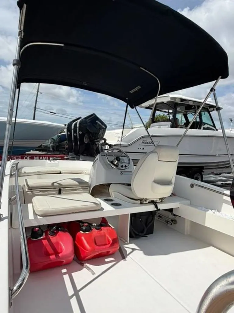 Slide: The Image of Boston Whaler 13 SUPER SPORT 2021 - 7