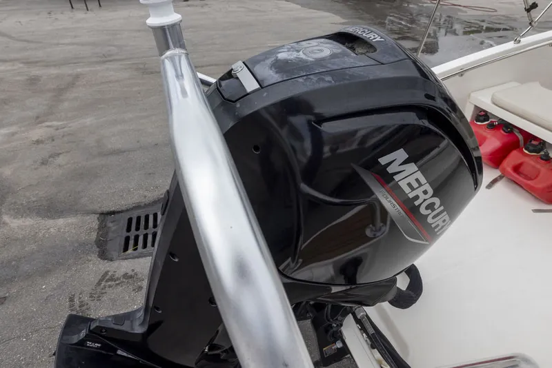 Slide: The Image of Boston Whaler 160 SUPER SPORT 2021 - 13