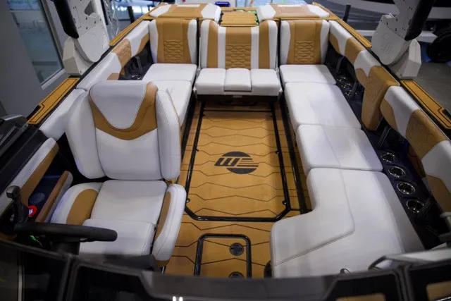 Slide: The Image of Malibu 24 MXZ 2026 - 25