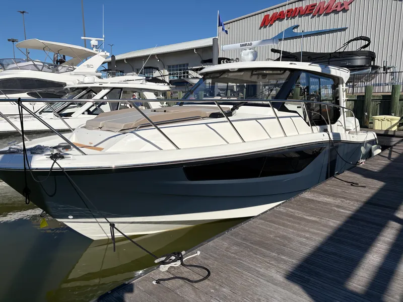 Slide: The Image of Boston Whaler 365 Conquest 2025 - 3