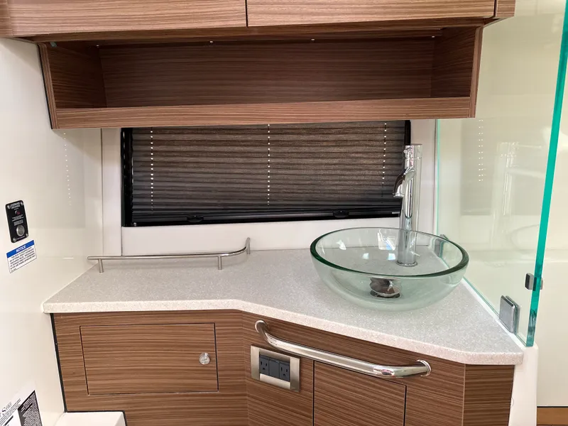 Slide: The Image of Boston Whaler 365 Conquest 2025 - 34