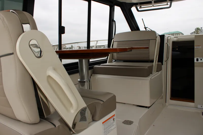 Slide: The Image of Boston Whaler 365 Conquest 2025 - 82